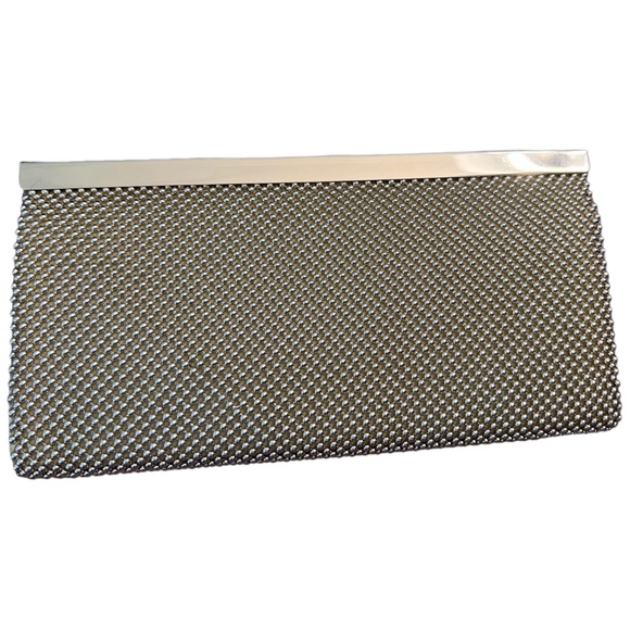 Gold Mesh Evening Bag Clutch with Detachable  Shoulder Strap - Picture 7 of 15